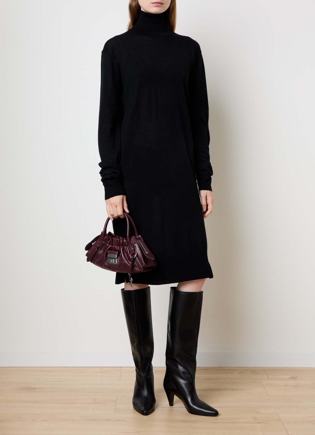 Marc Jacobs The Small Satchel handtas van lamsleer met afneembare schouderriem - voorkant 3 aubergine