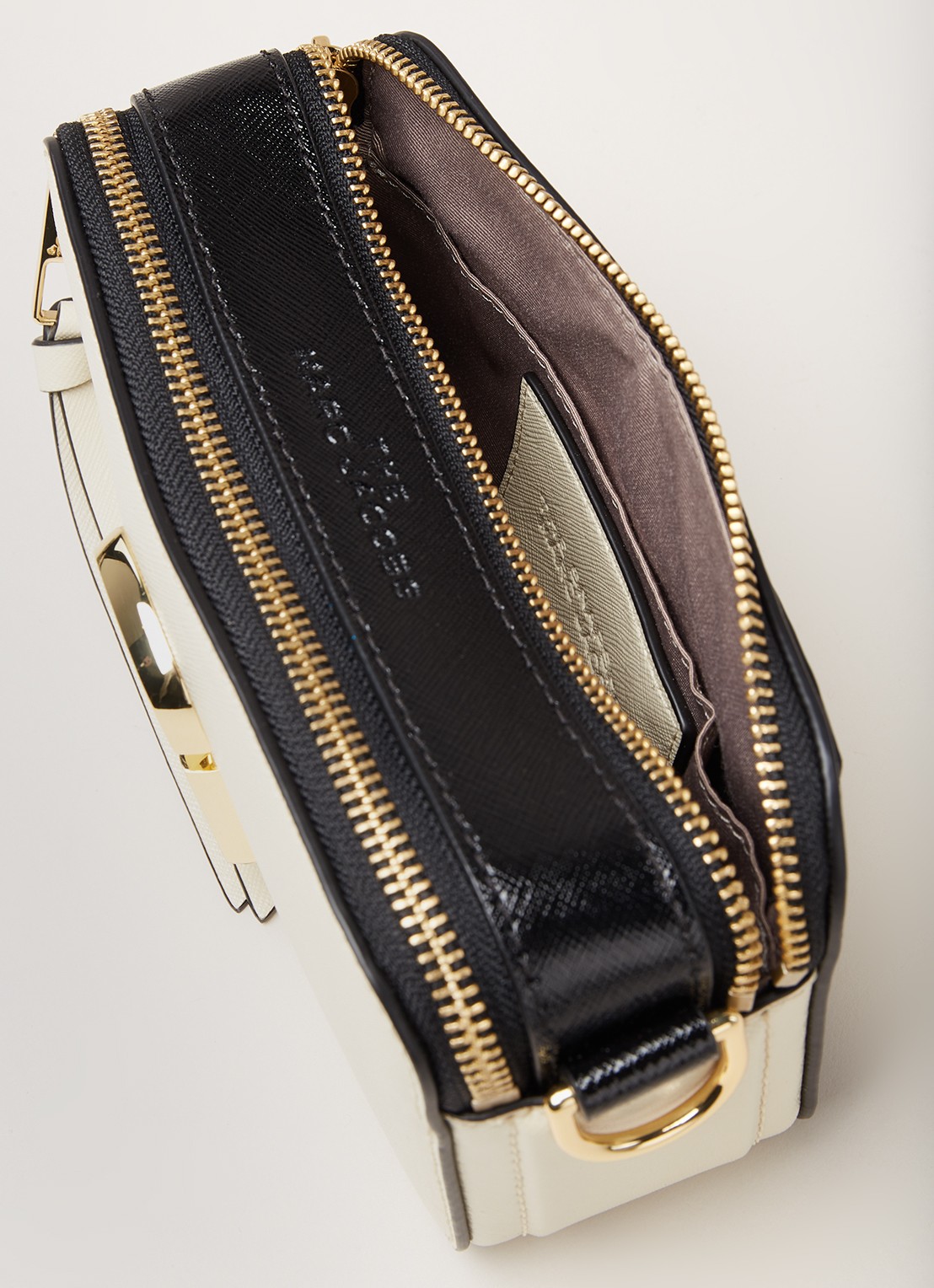 Marc Jacobs The Snapshot crossbodytas van leer - detail 4 ivoor