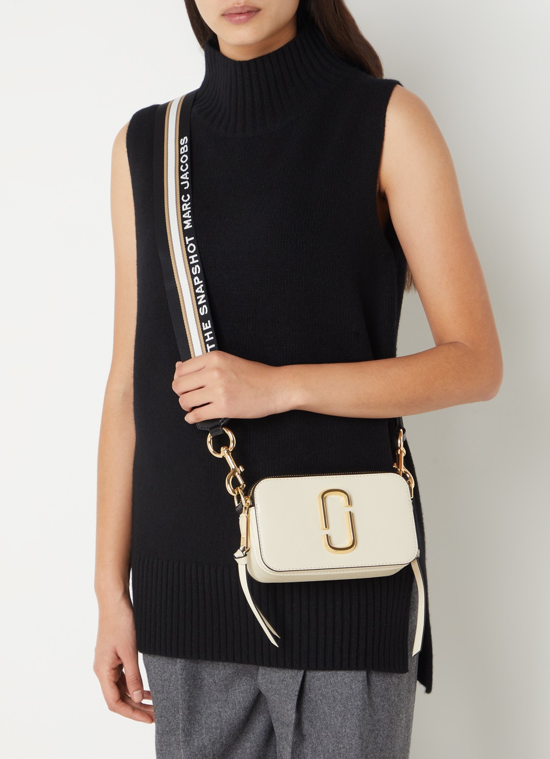 Marc Jacobs The Snapshot crossbodytas van leer - voorkant 2 ivoor