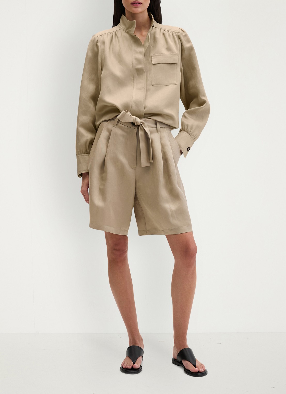 Marc O'Polo Blouse met borstzak - voorkant 2 sandpaper-2326 / beige
