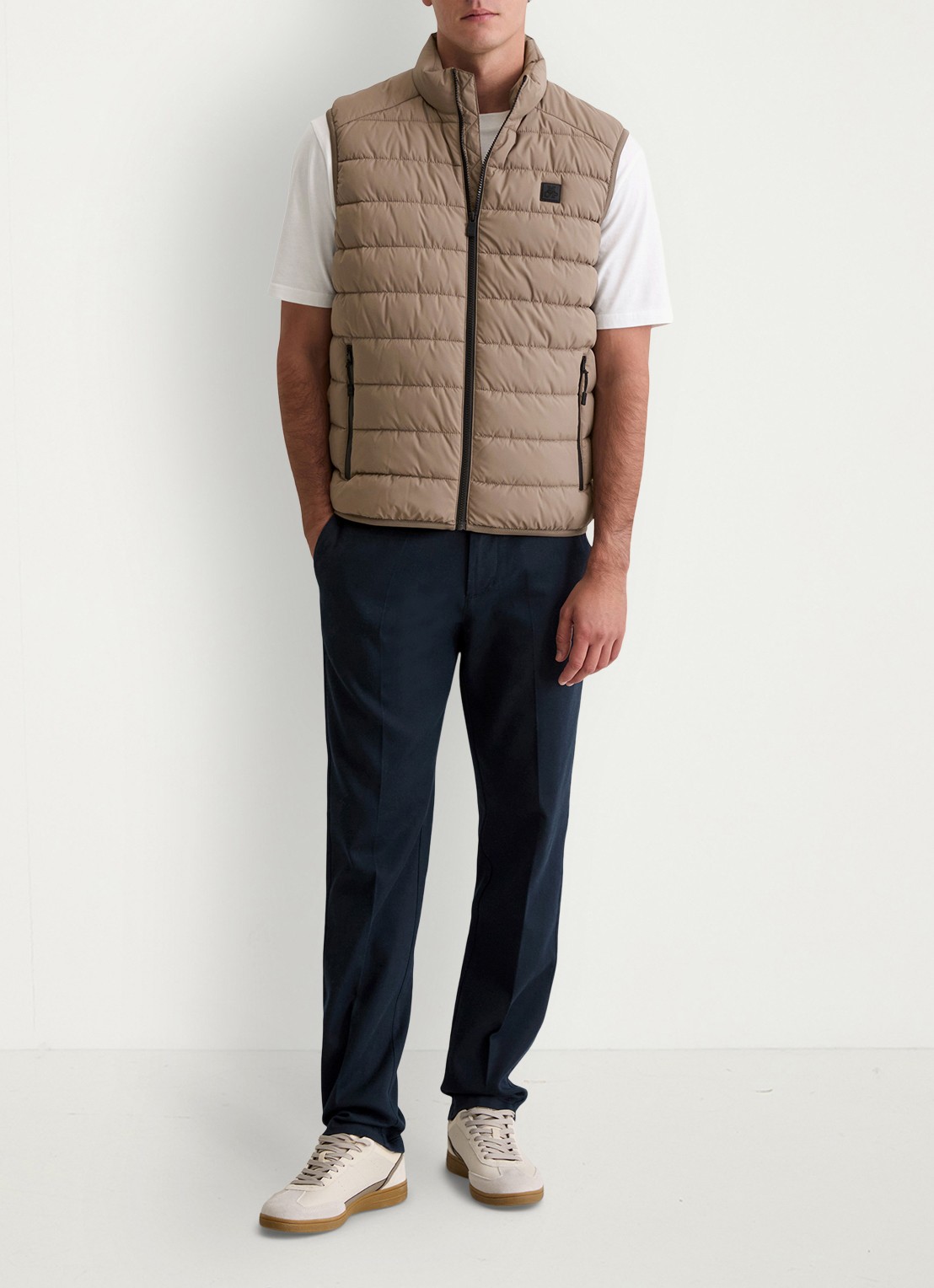 Marc O'Polo Bodywarmer met ritszakken - voorkant 5 lichtbruin