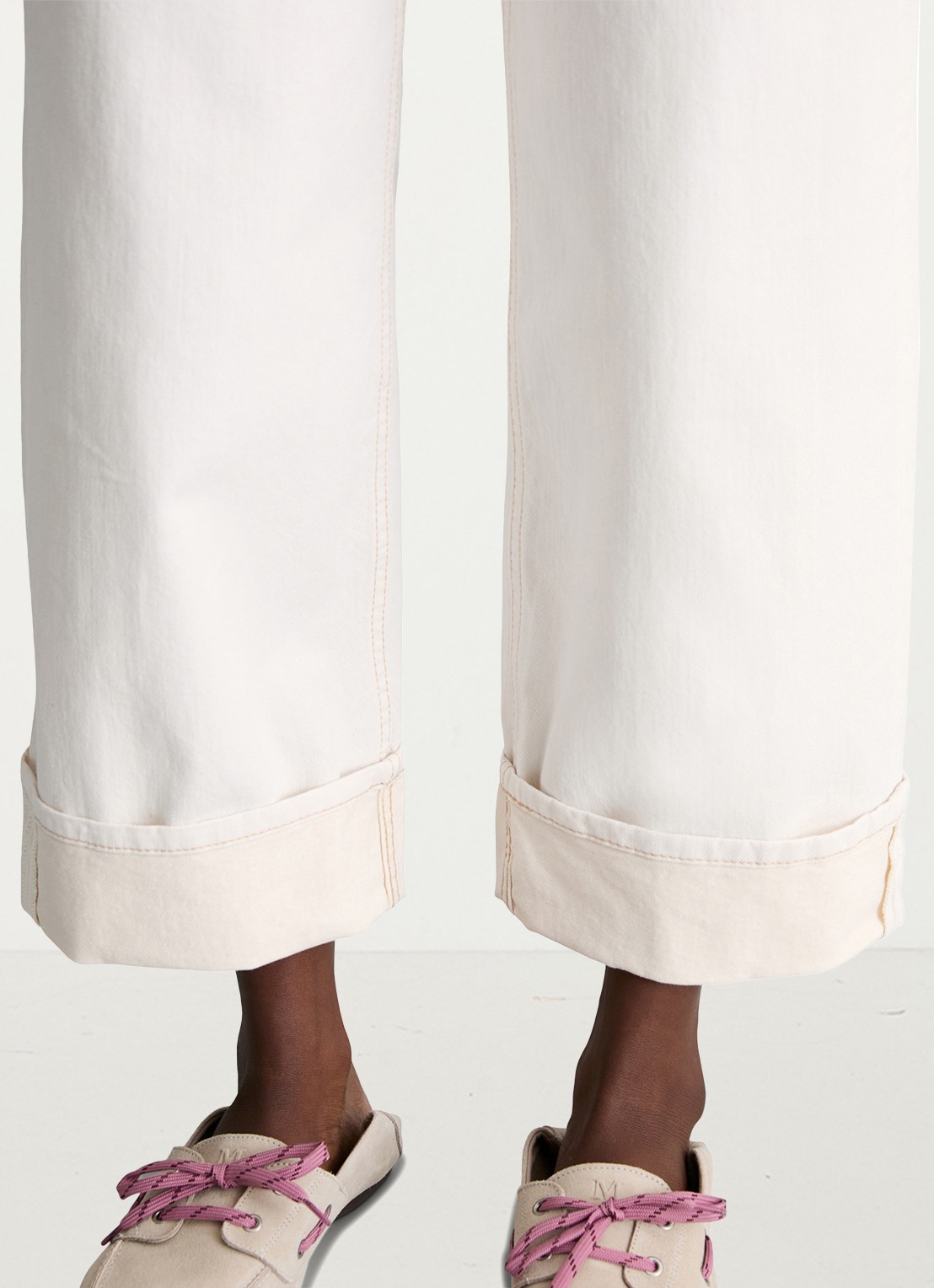 Marc O'Polo Denim High waist regular fit jeans met gekleurde wassing - detail 2 wit