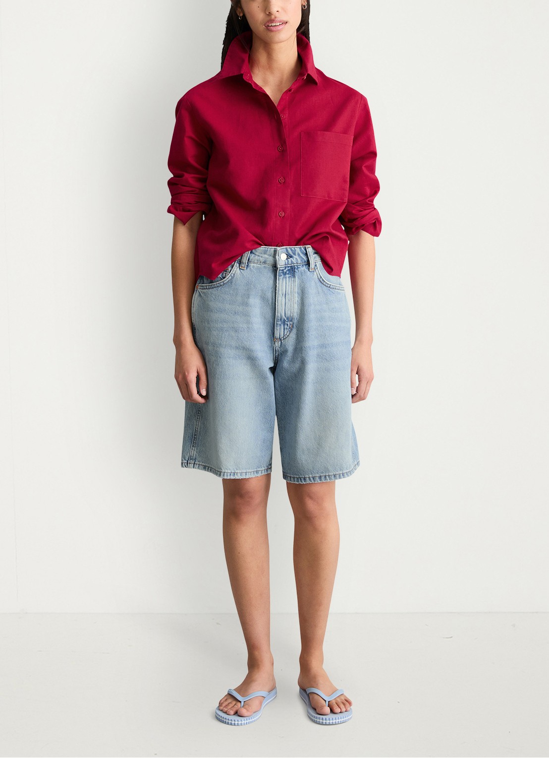 Marc O'Polo Denim Loose fit korte broek van denim met lichte wassing - voorkant 4 light blue-5699 / lichtblauw