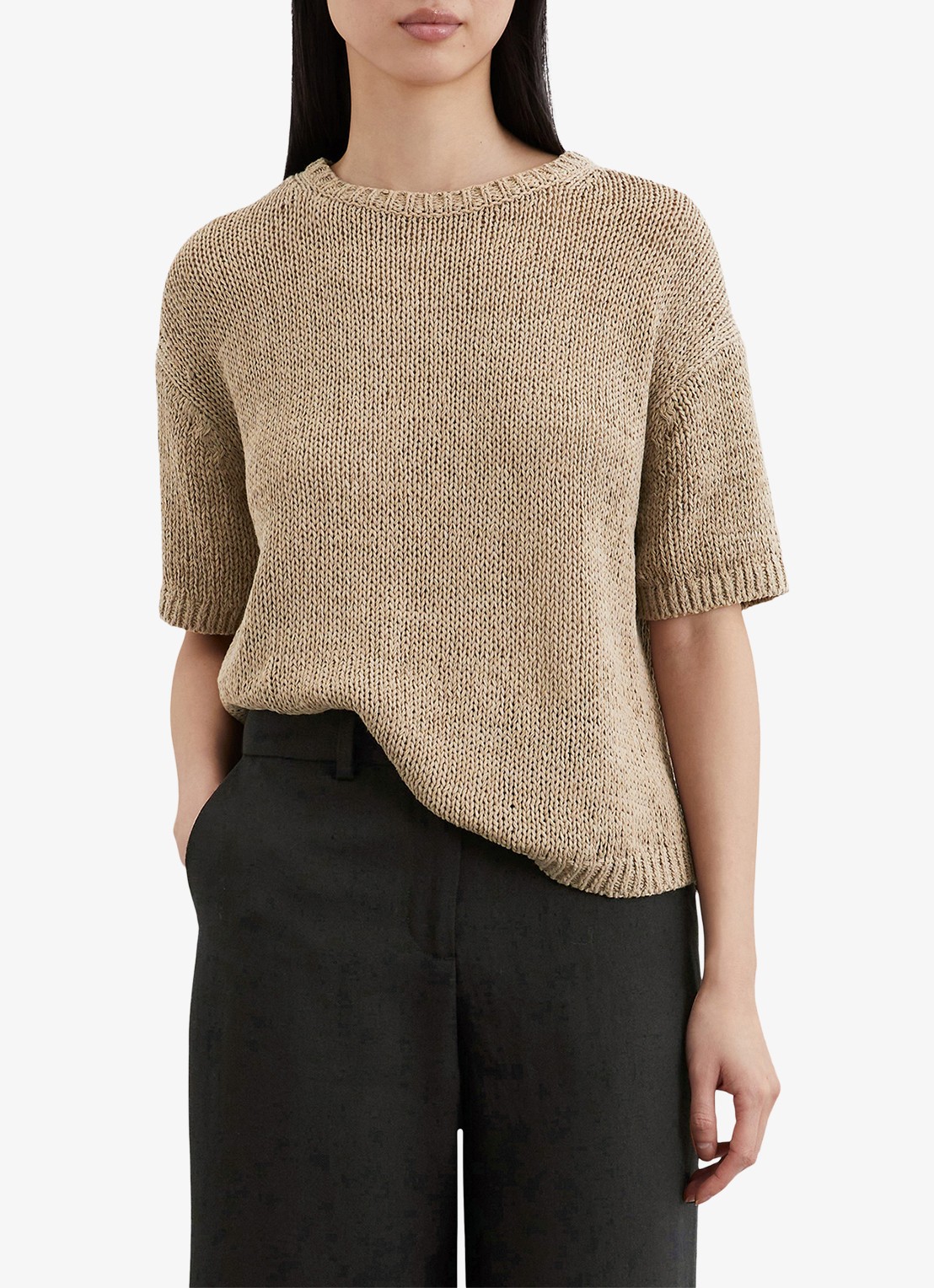 Marc O'Polo Fijngebreide pullover in  katoenblend met boothals - detail 2 zand