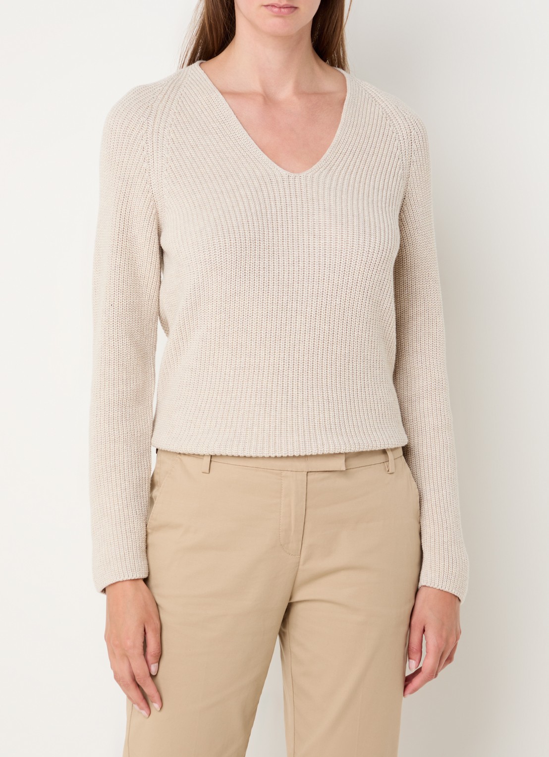 Marc O'Polo Fijngebreide pullover met V-hals - detail 4 zand