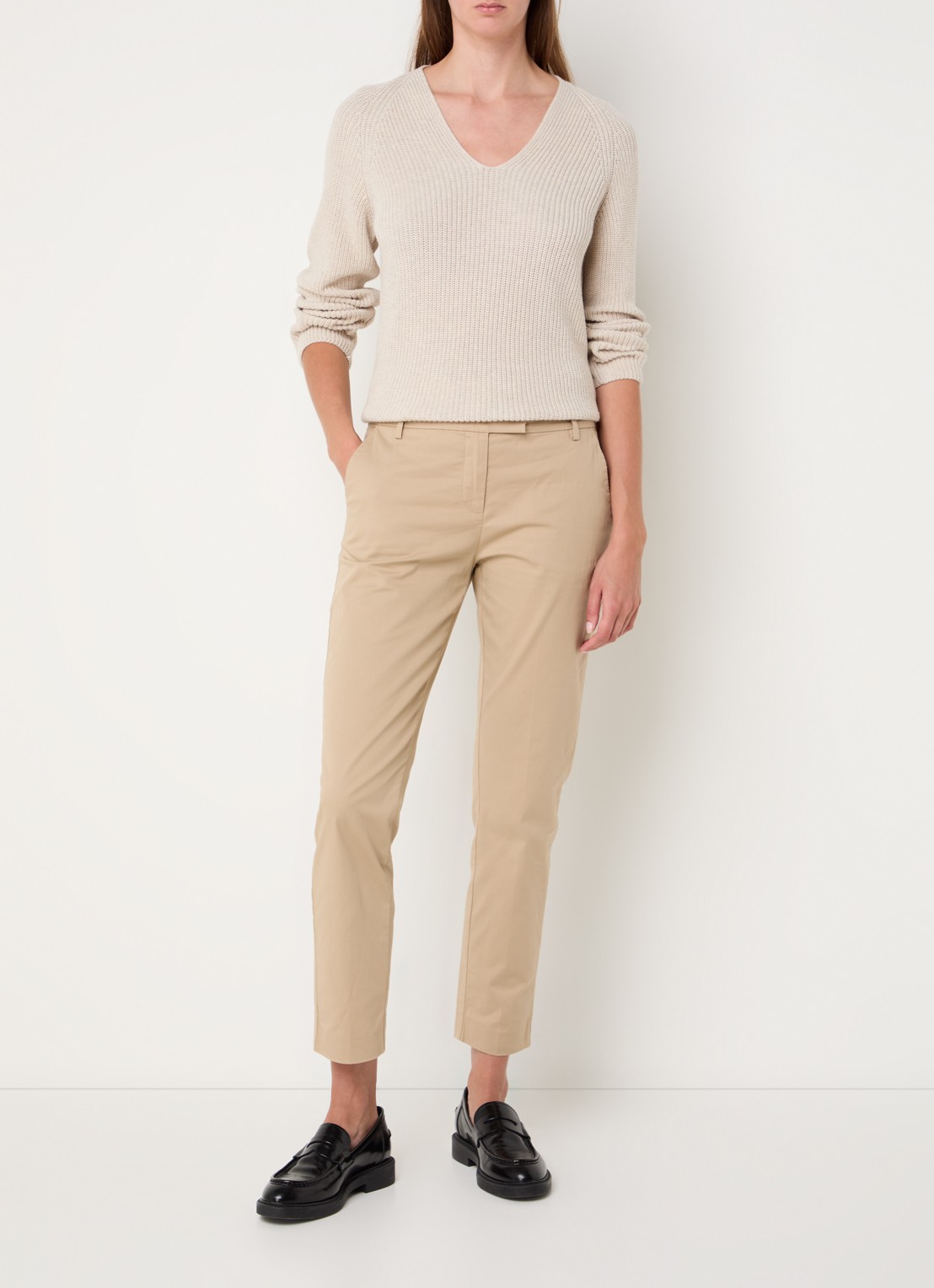 Marc O'Polo Fijngebreide pullover met V-hals - voorkant 3 zand