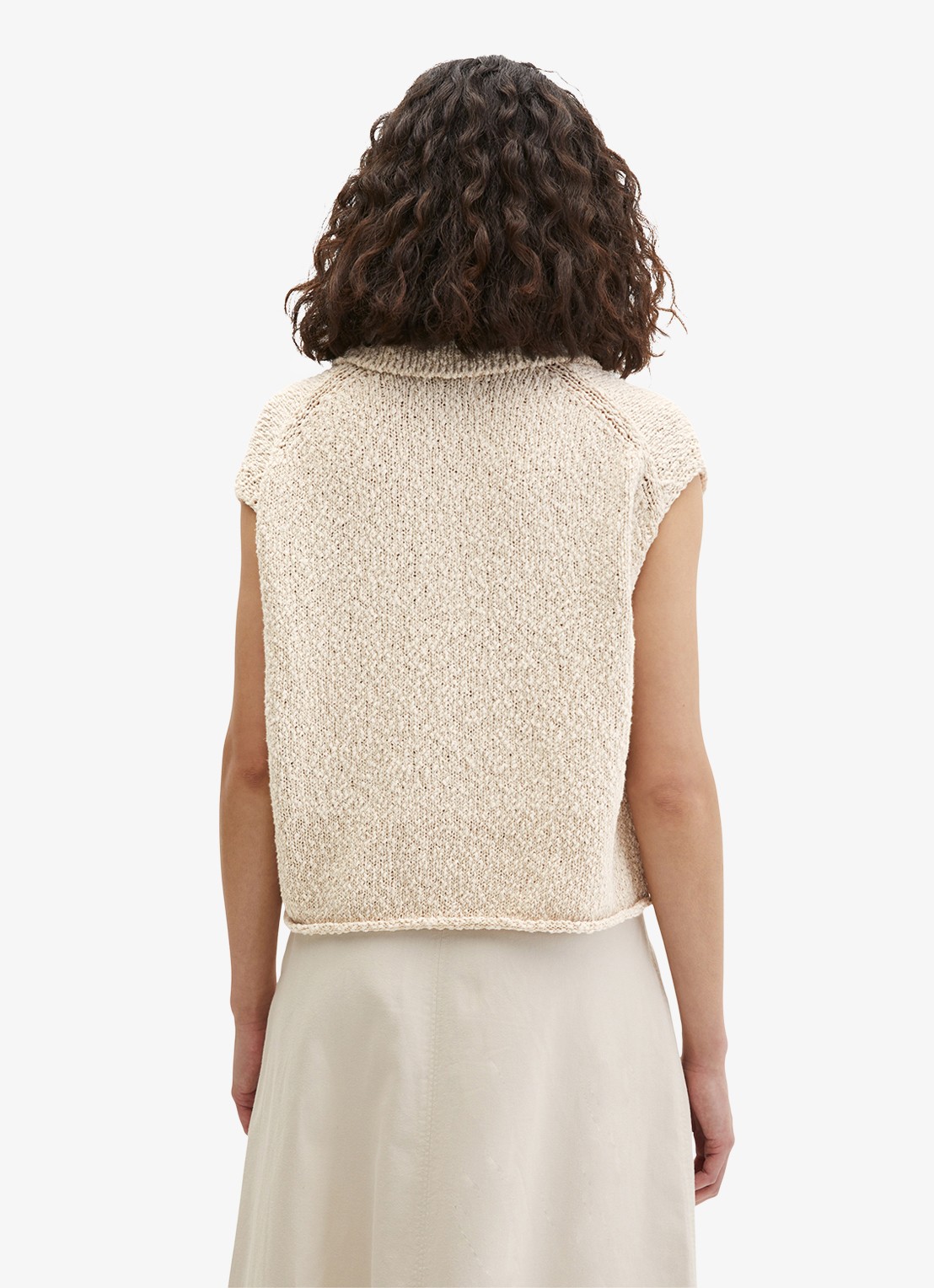 Marc O'Polo Grofgebreide mouwloze top  - achterkant beige