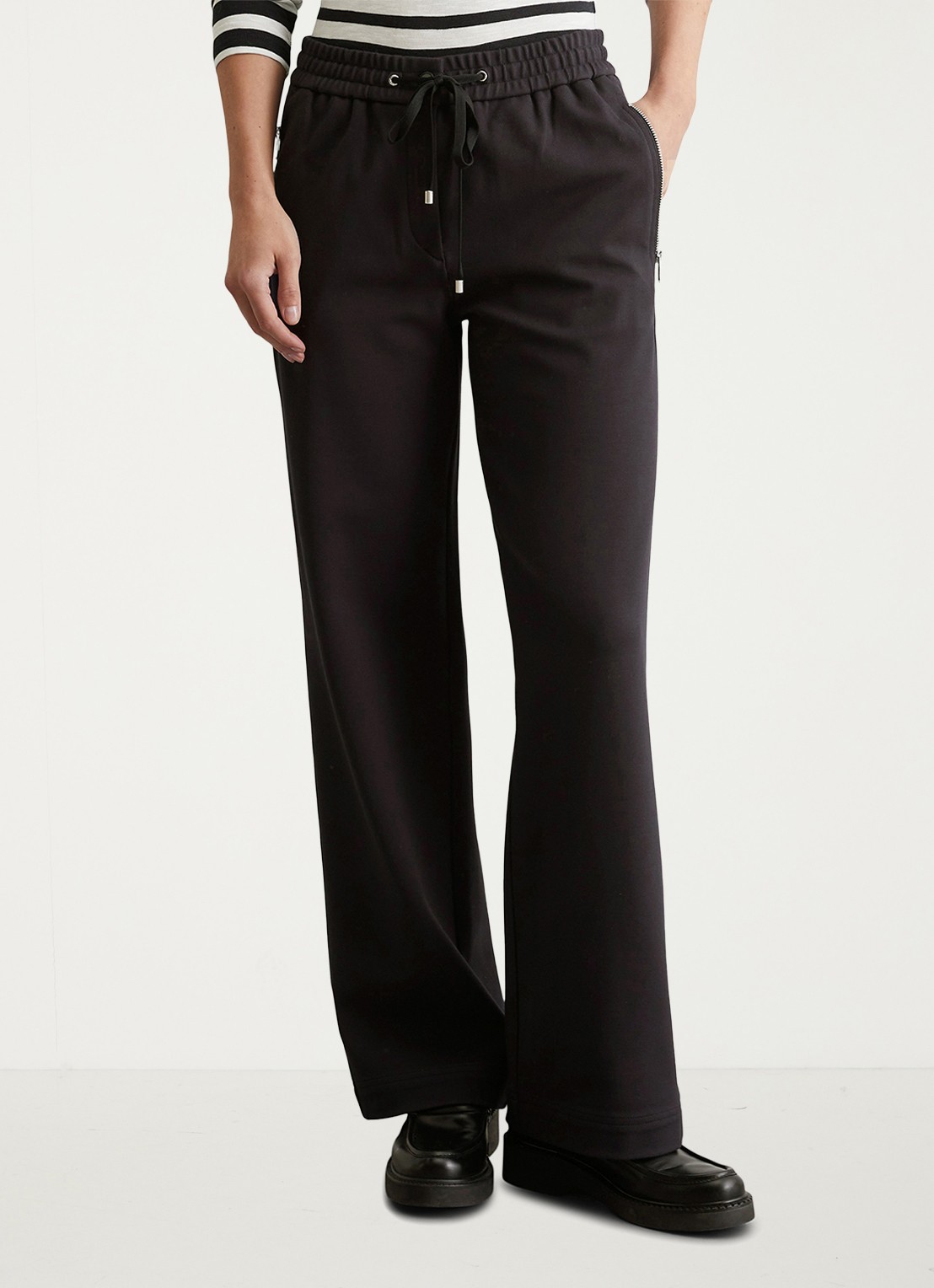 Marc O'Polo High waist straight fit pantalon met ritszakken - detail 2 zwart