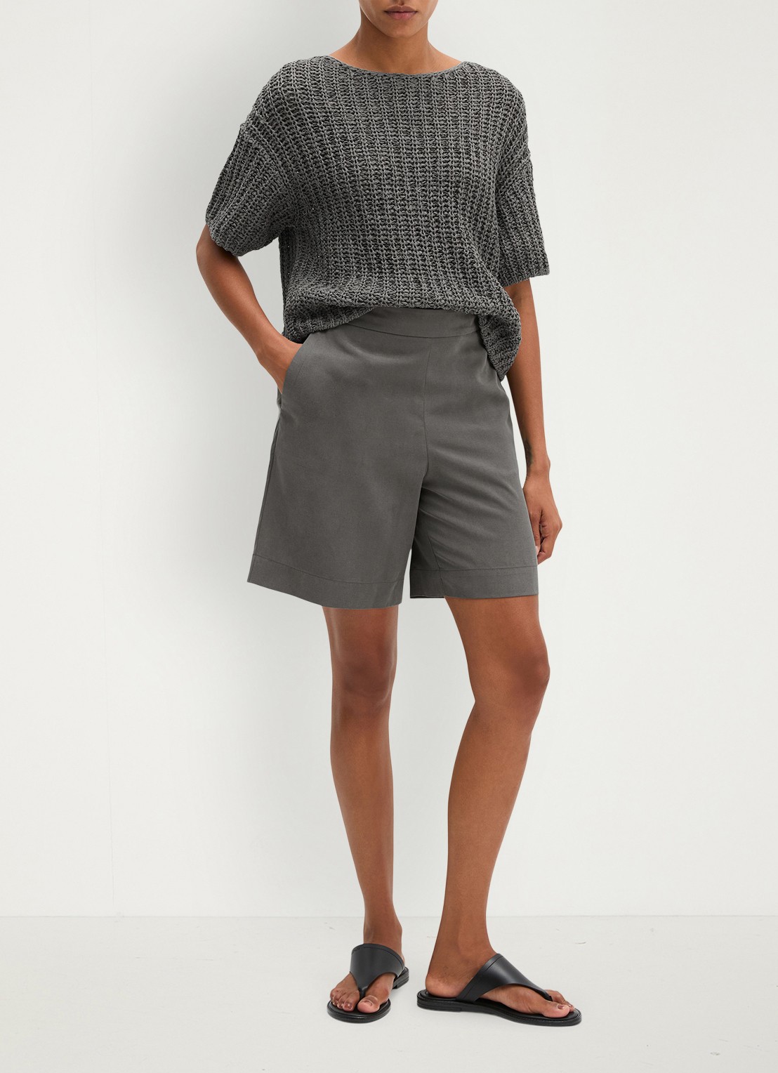 Marc O'Polo Korte broek met steekzakken - voorkant 2 oxide grey-0364 / grijs