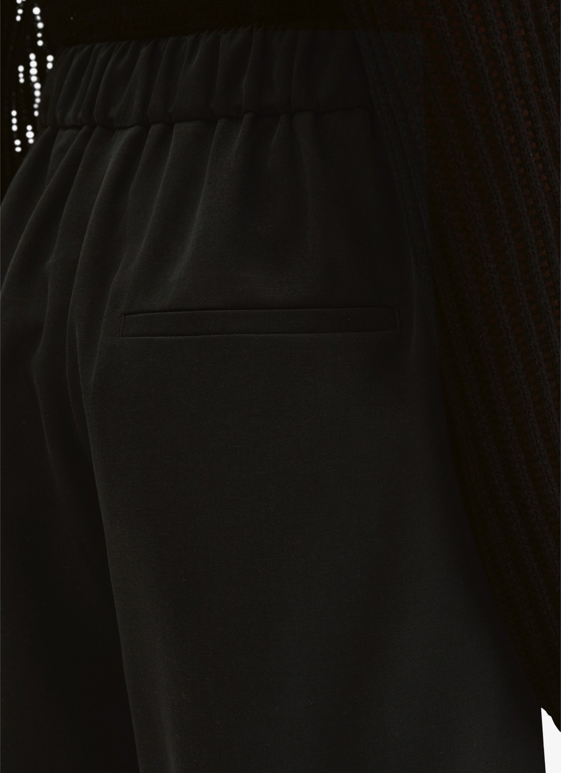 Marc O'Polo Korte broek met steekzakken - detail 4 black-0001 / zwart