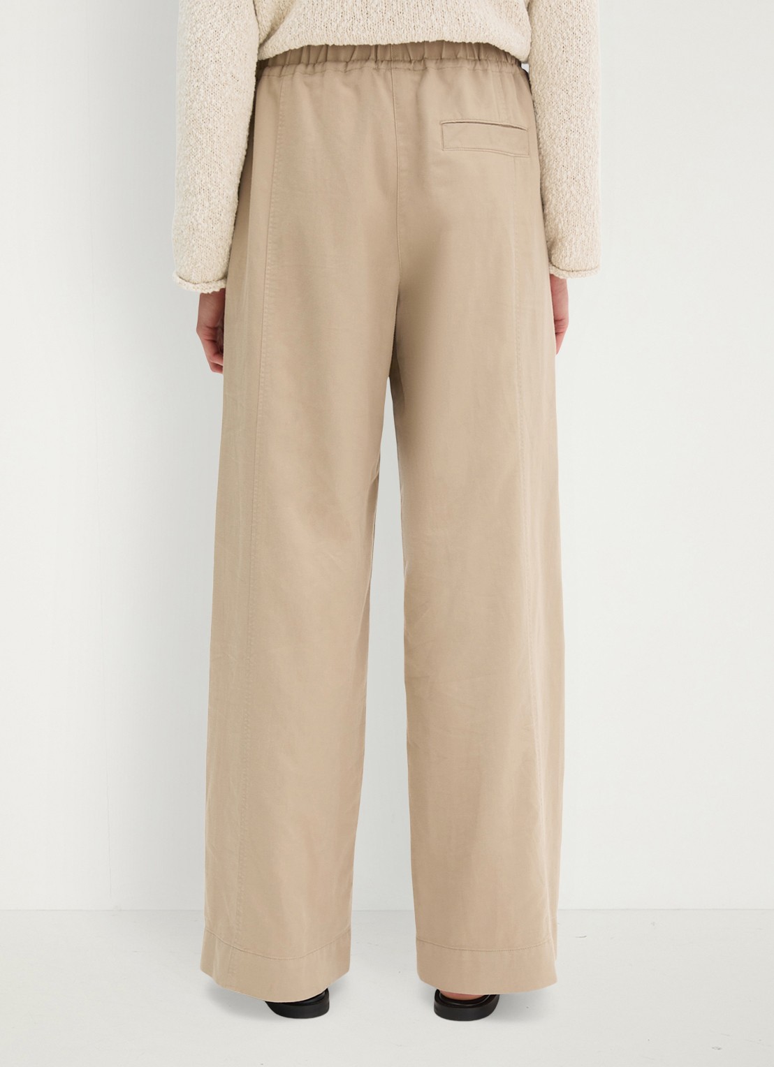 Marc O'Polo Loose fit broek in lyocell blend - achterkant beige