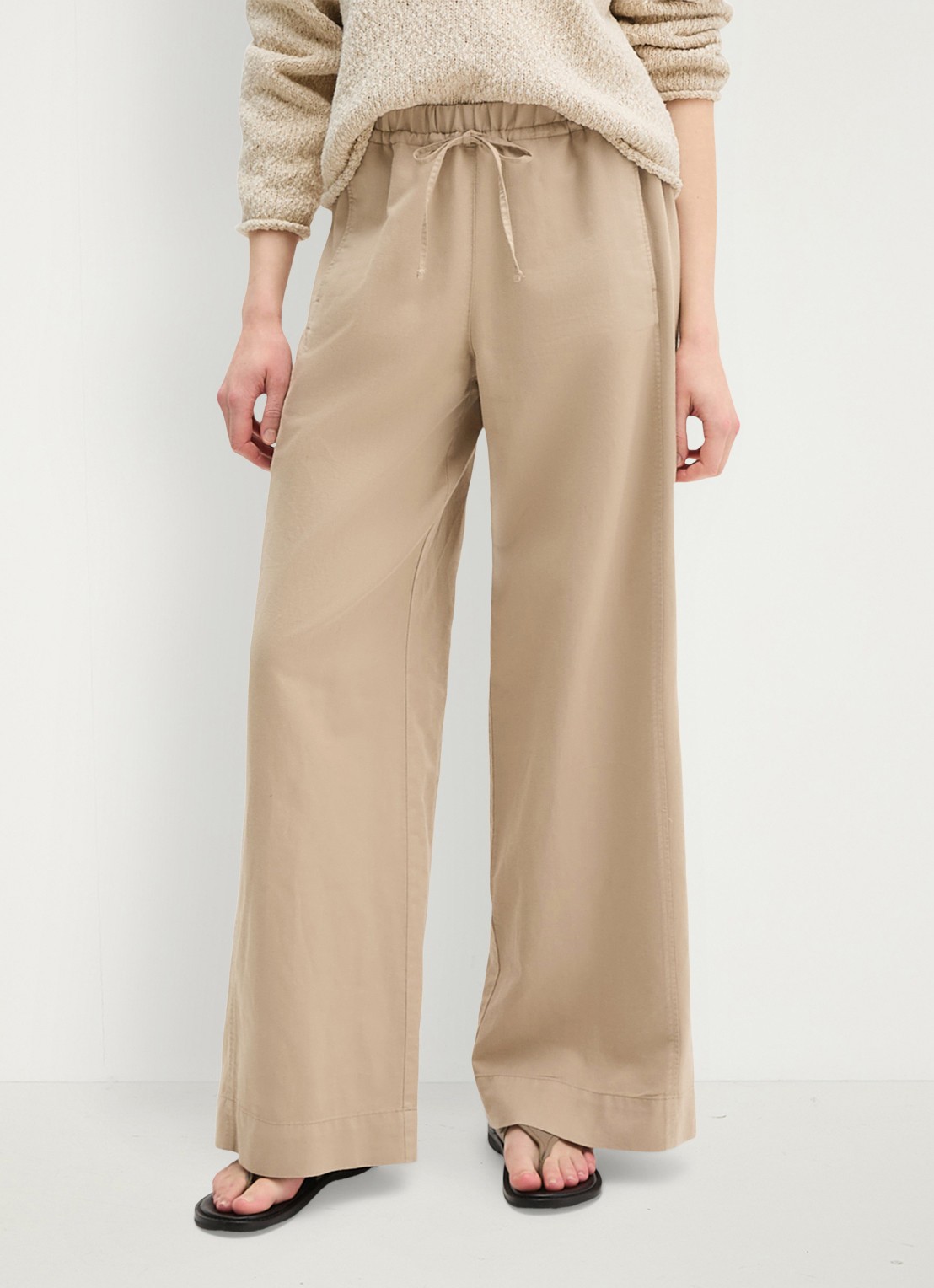 Marc O'Polo Loose fit broek in lyocell blend - detail 4 beige