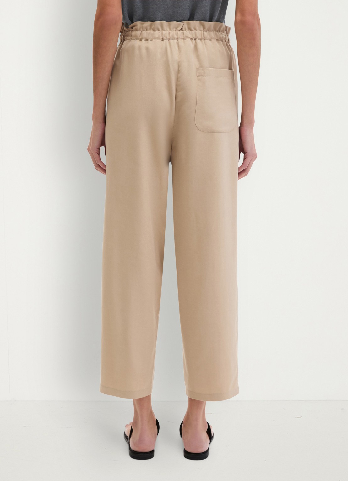 Marc O'Polo Loose fit broek met steekzakken - achterkant sandpaper-2326 / beige