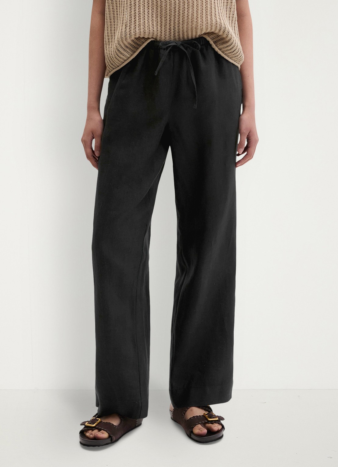 Marc O'Polo Loose fit palazzo broek van linnen met steekzakken - detail 2 black-0001 / zwart