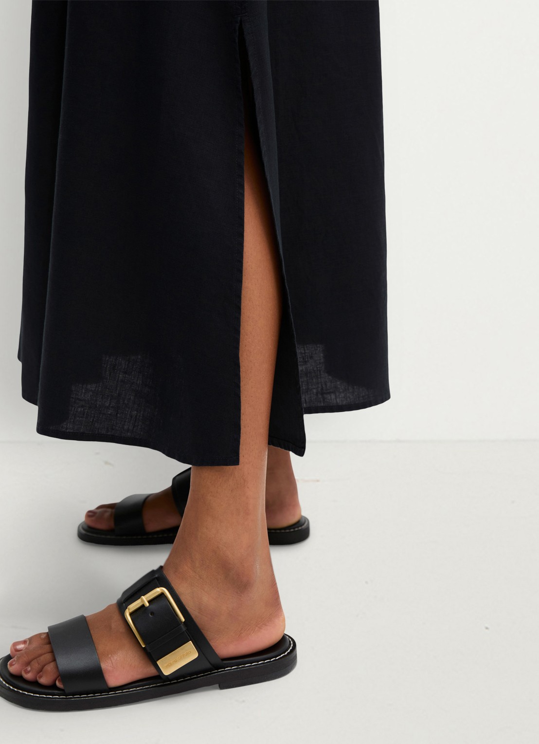 Marc O'Polo Maxi rok van linnen met plooien - detail 2 black-0001 / zwart