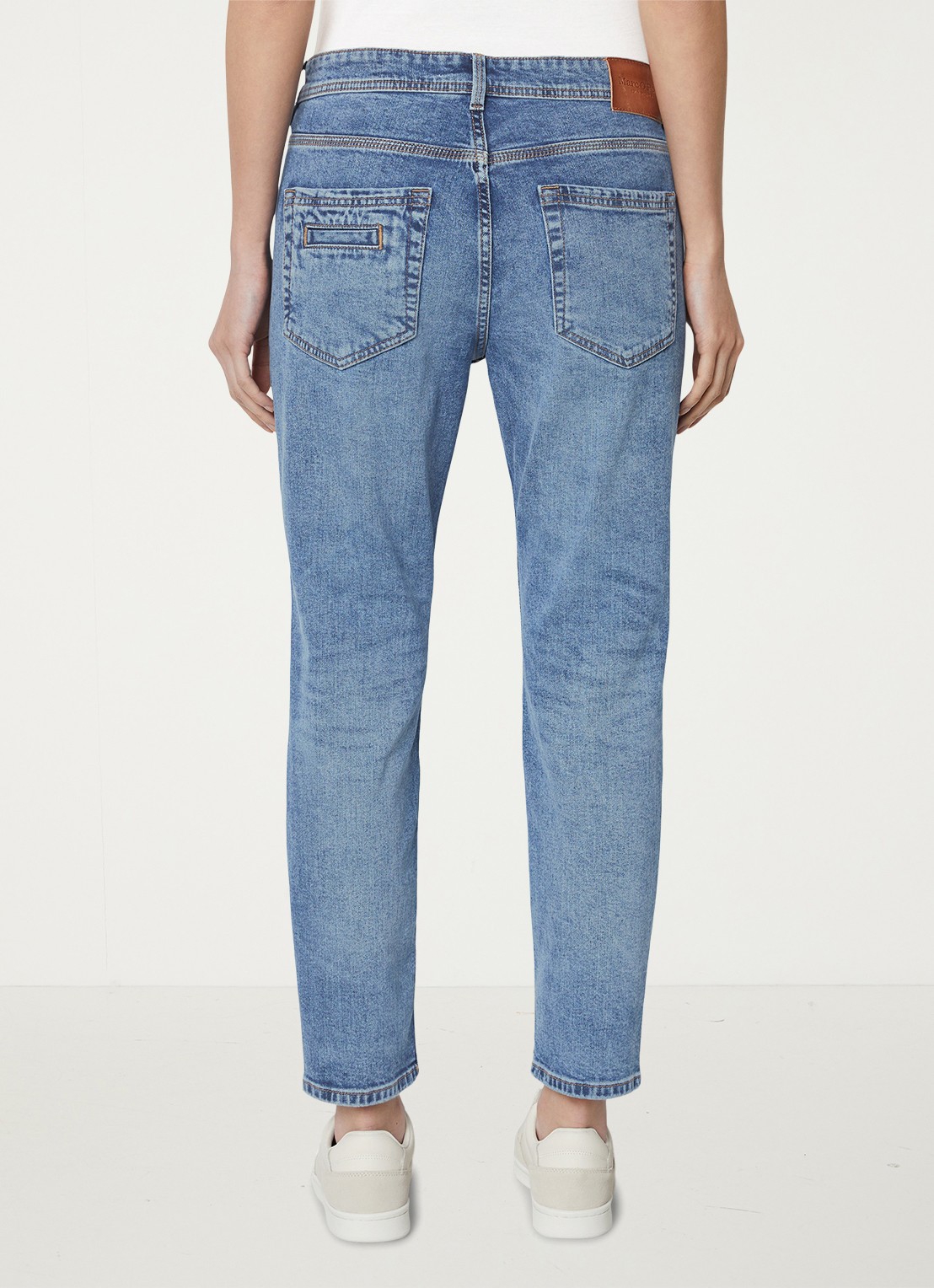 Marc O'Polo Mid waist cropped boyfriend jeans van  katoen met steekzakken - achterkant 4 indigo