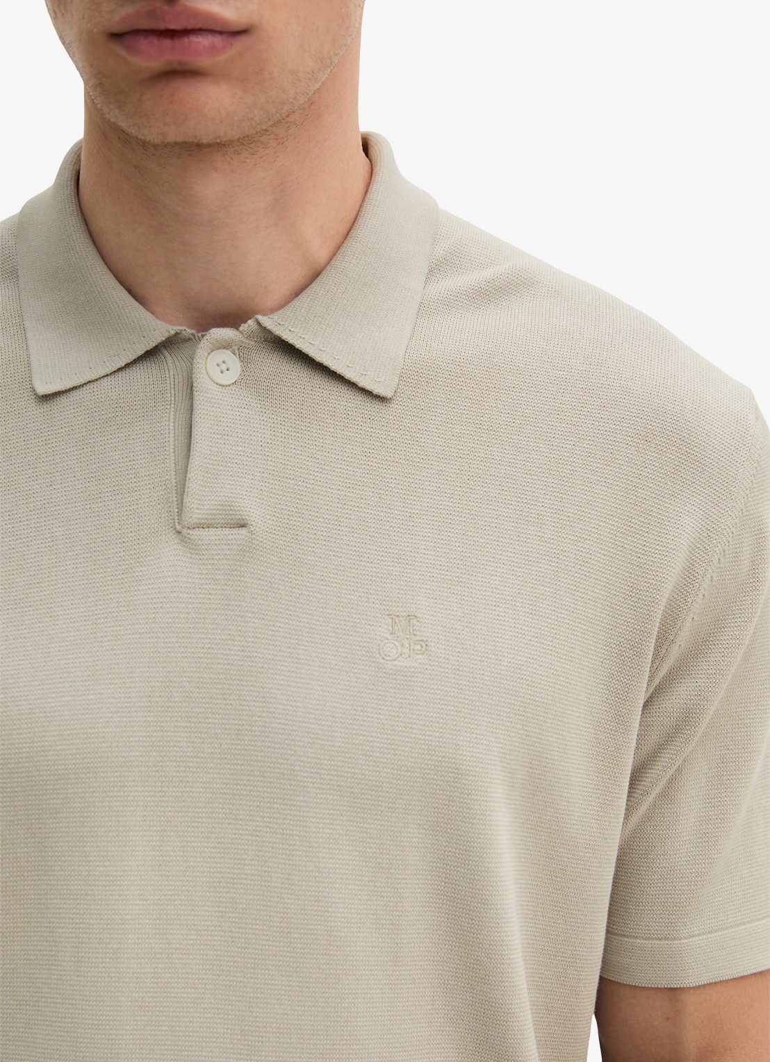 Marc O'Polo Regular fit polo met borduring - detail 2 beige