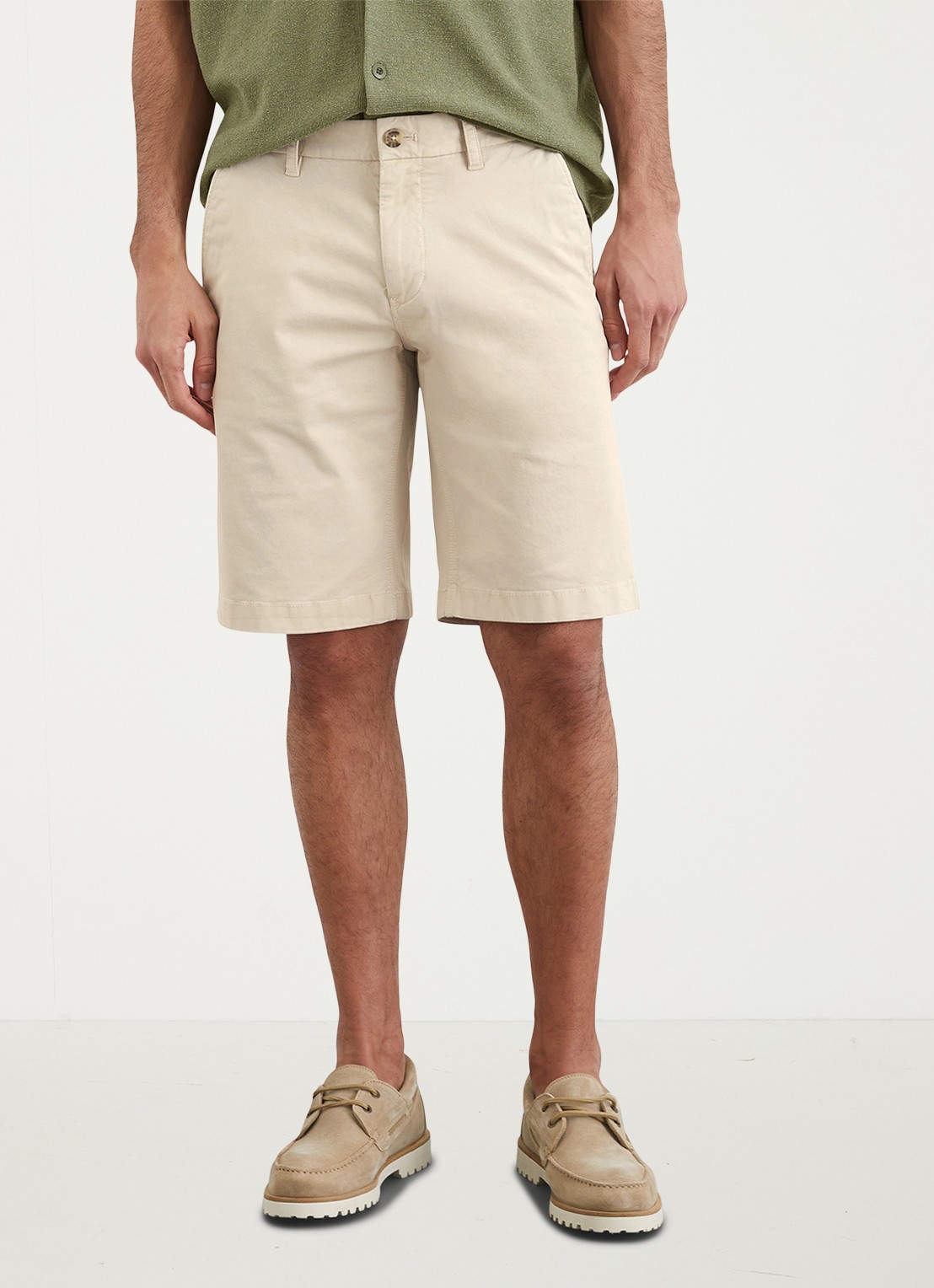 Marc O'Polo Reso straight fit korte broek van  katoen - detail 2 gray silk-707 / grijs