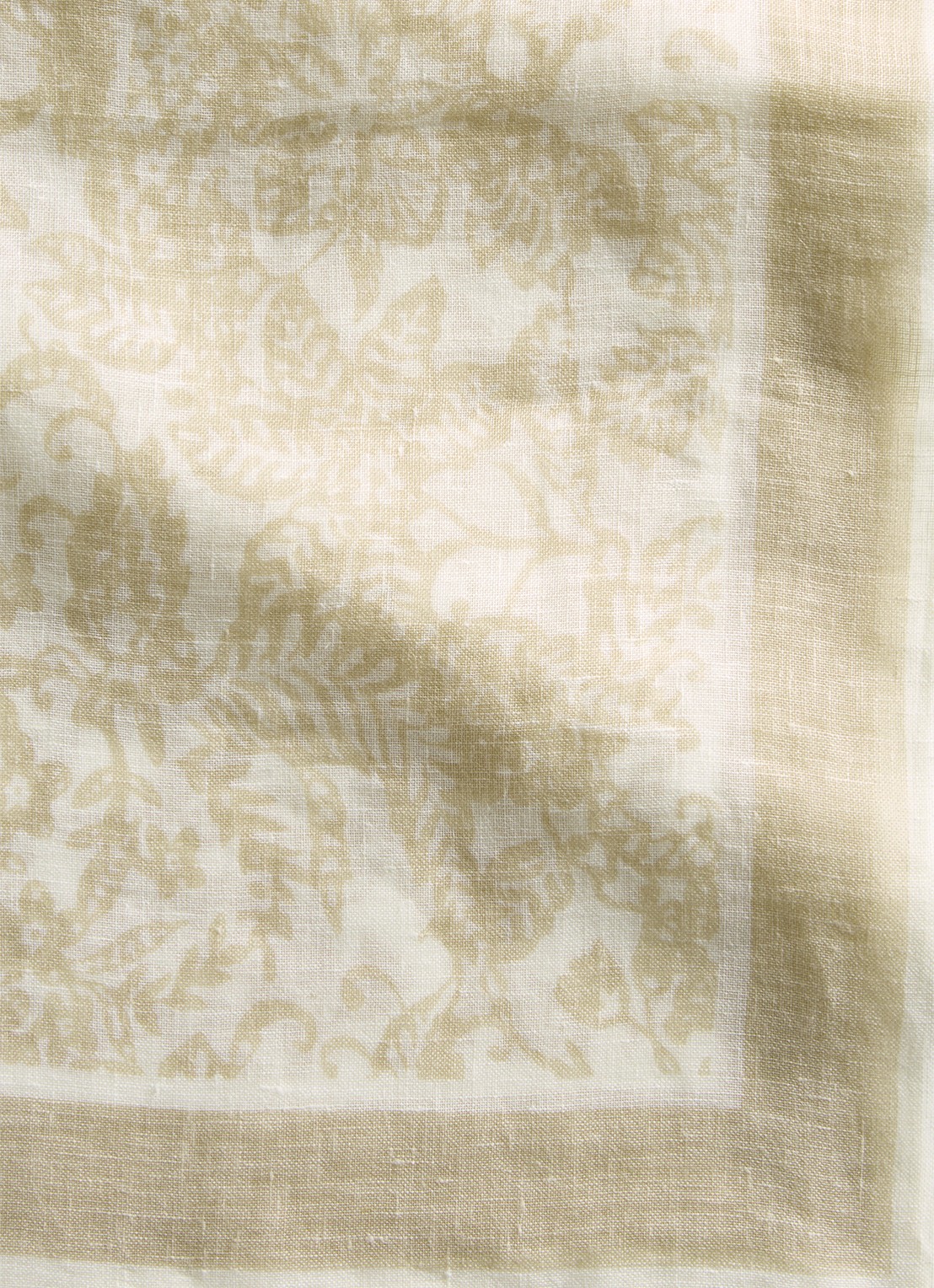 Marc O'Polo Sjaal met bloemenprint - detail 3 beige