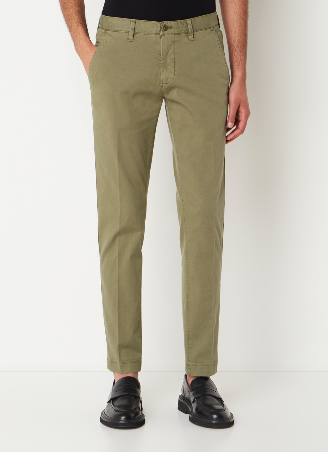Marc O'Polo Stig shaped fit chino met stretch - detail 2 groen