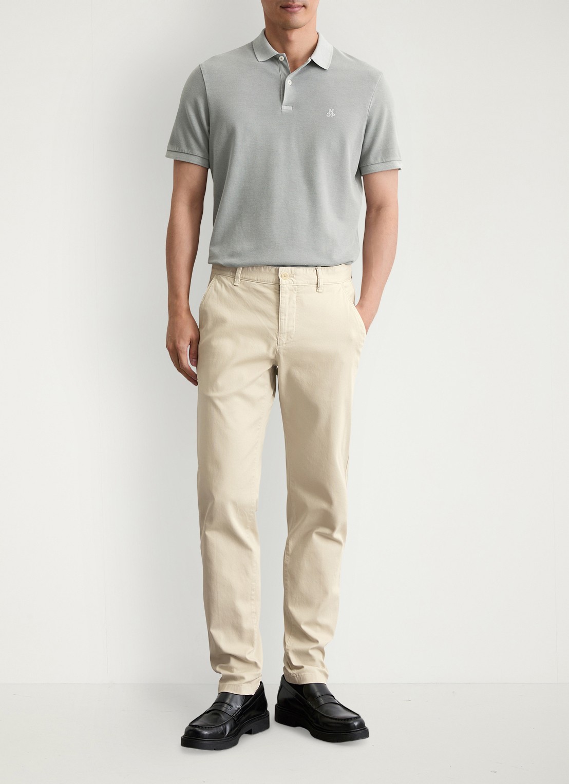 Marc O'Polo Stig shaped fit chino met stretch - voorkant 5 lichtgrijs