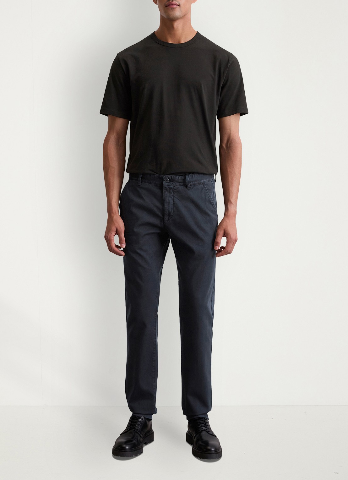 Marc O'Polo Stig shaped fit chino met stretch - voorkant 5 donkerblauw