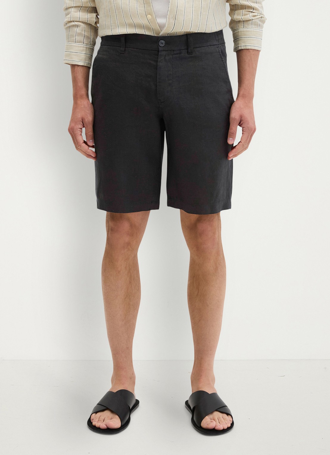 Marc O'Polo Straight fit korte broek van linnen - detail black-0001 / zwart