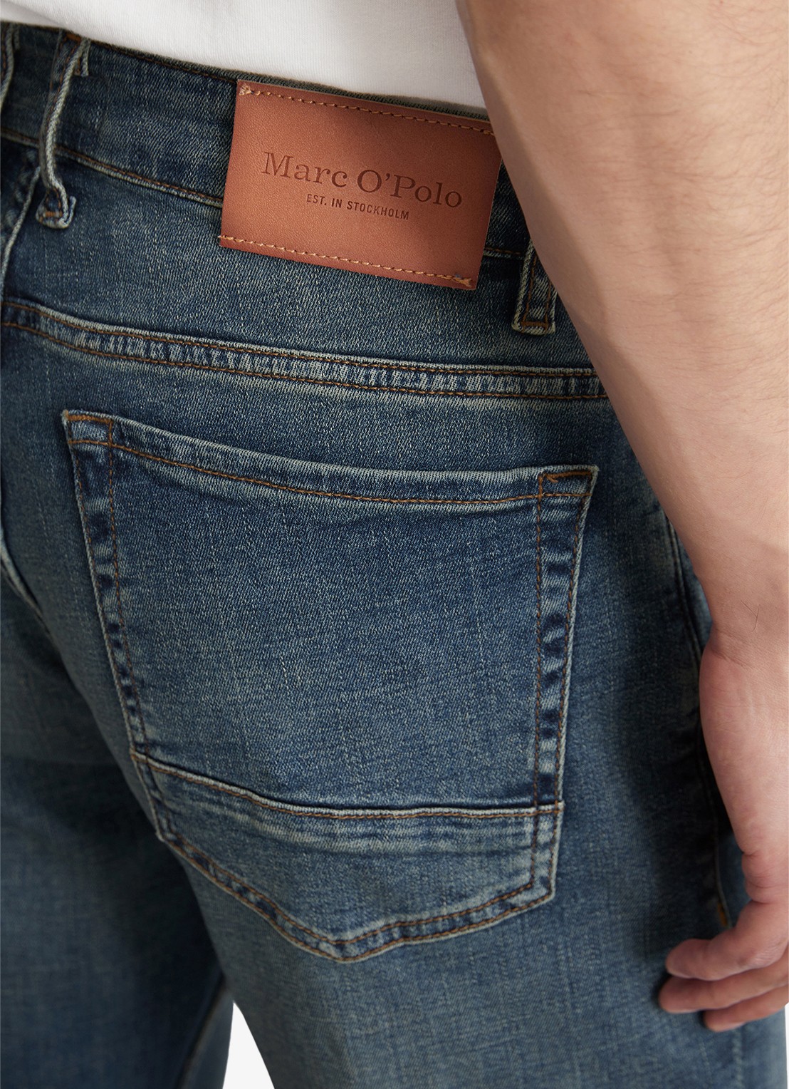 Marc O'Polo Straight leg jeans met donkere wassing - detail 4 deep indigo vintage-089 / blauw