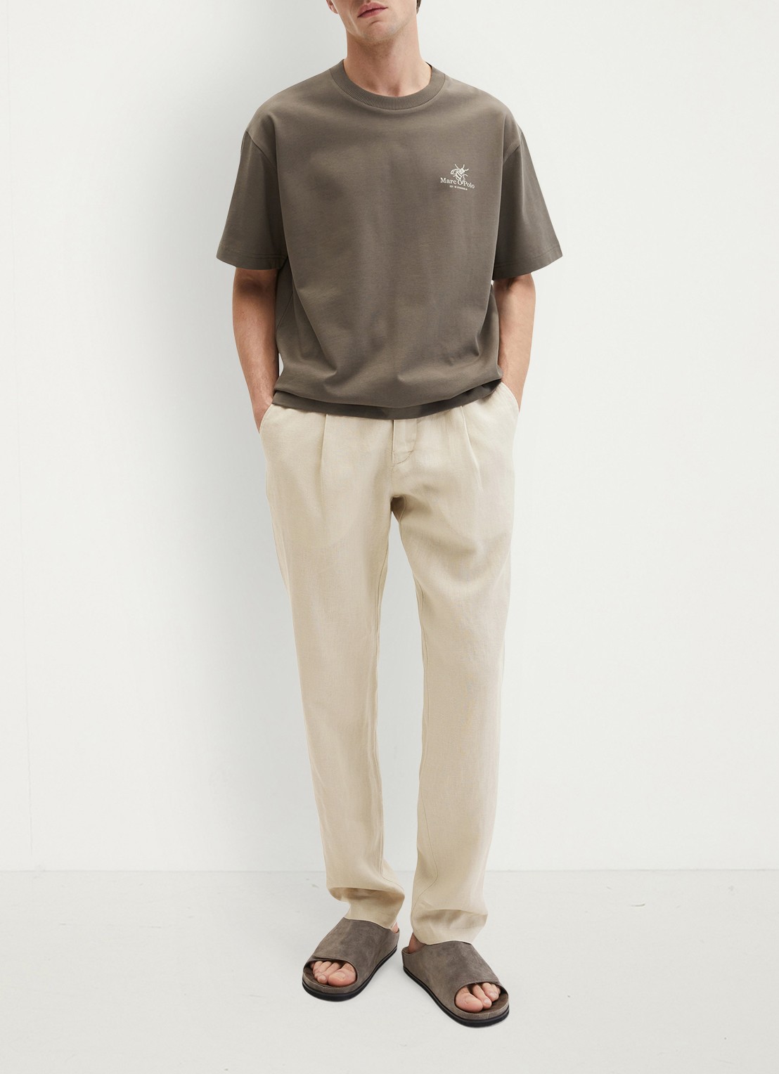 Marc O'Polo T-shirt met logo- en backprint - voorkant 4 bruin