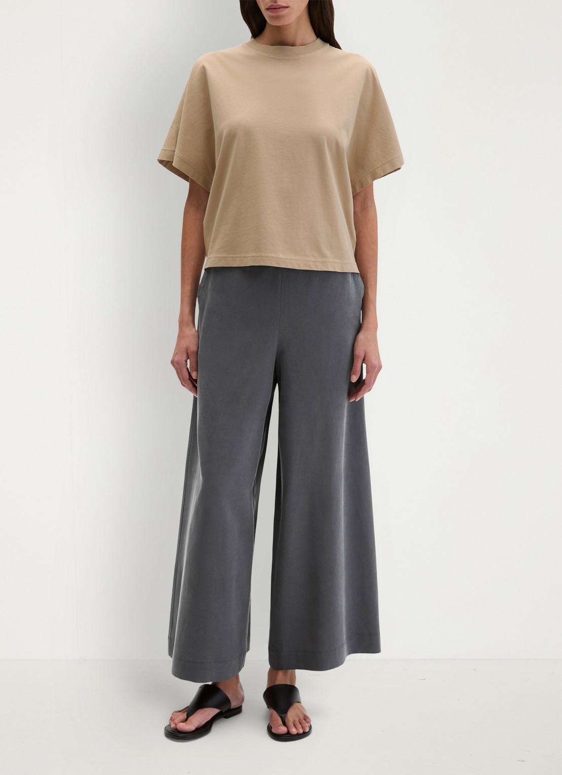Marc O'Polo T-shirt met ronde hals - voorkant 4 sandpaper-2326 / beige