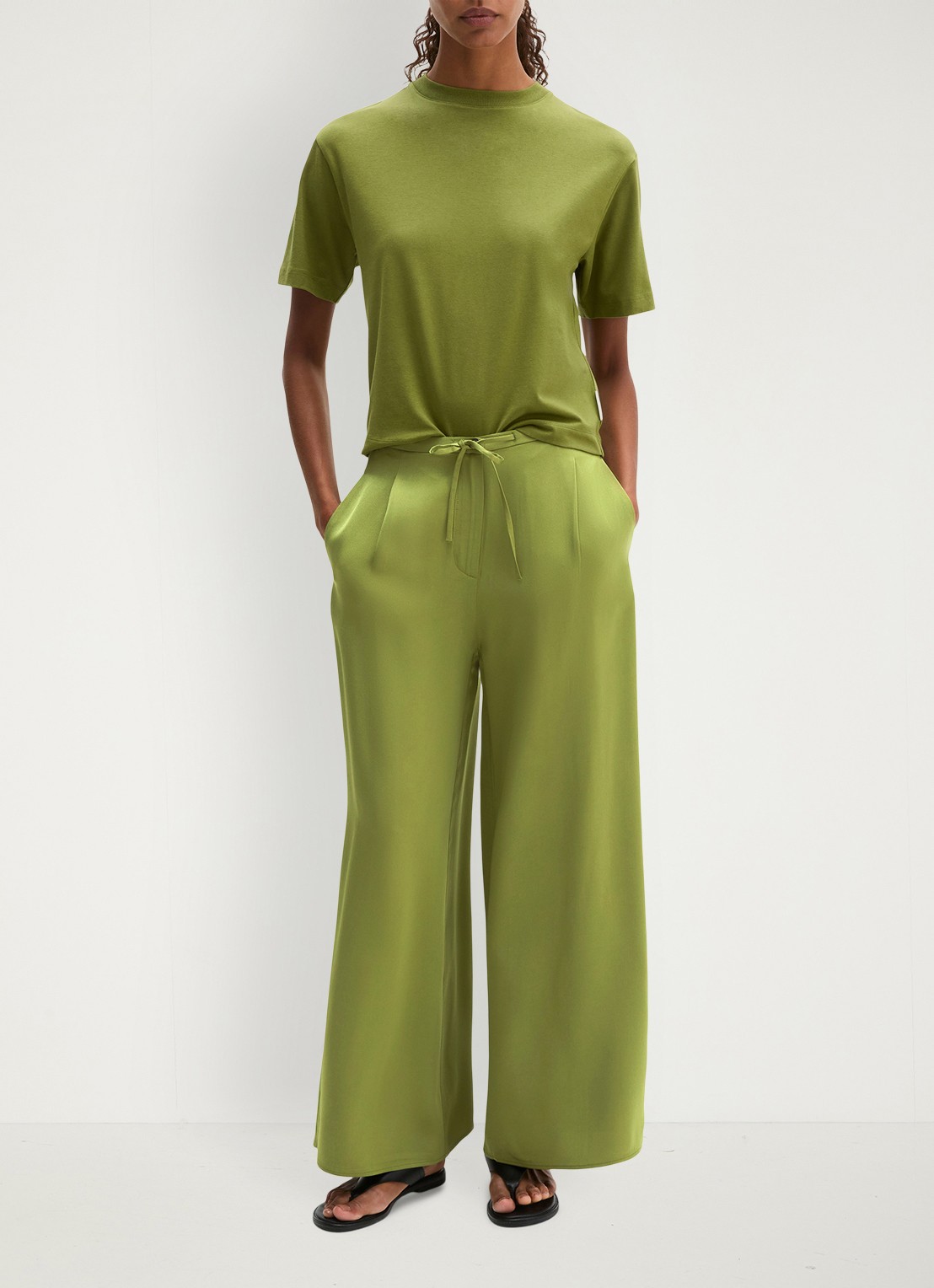 Marc O'Polo T-shirt met ronde hals - voorkant 2 shaded fern / groen