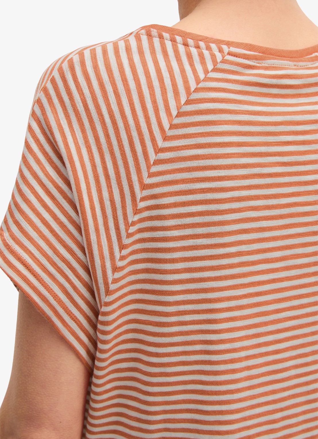 Marc O'Polo T-shirt met streepprint en vleermuismouw - detail 2 medium orange_multi_2-9430 / oranje