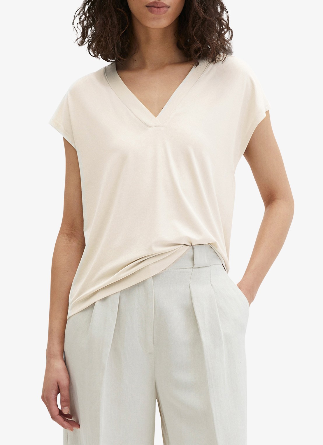 Marc O'Polo T-shirt met V-hals - detail beige