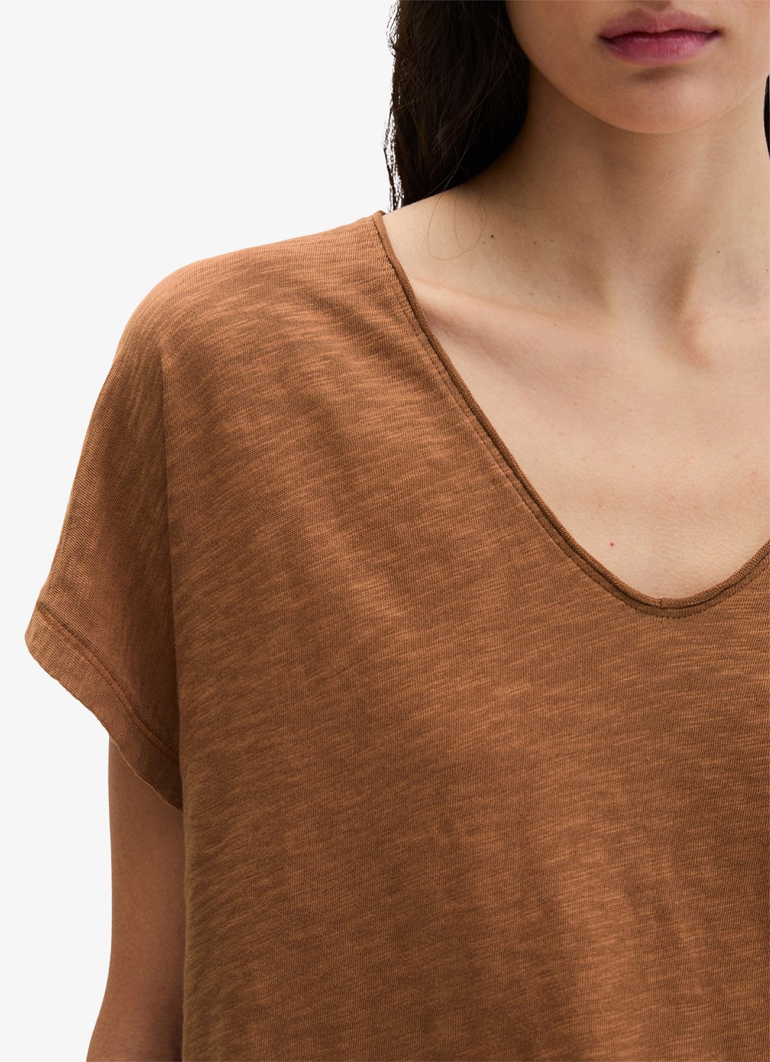 Marc O'Polo T-shirt met V-hals - detail 5 burnt brown-1972 / bruin