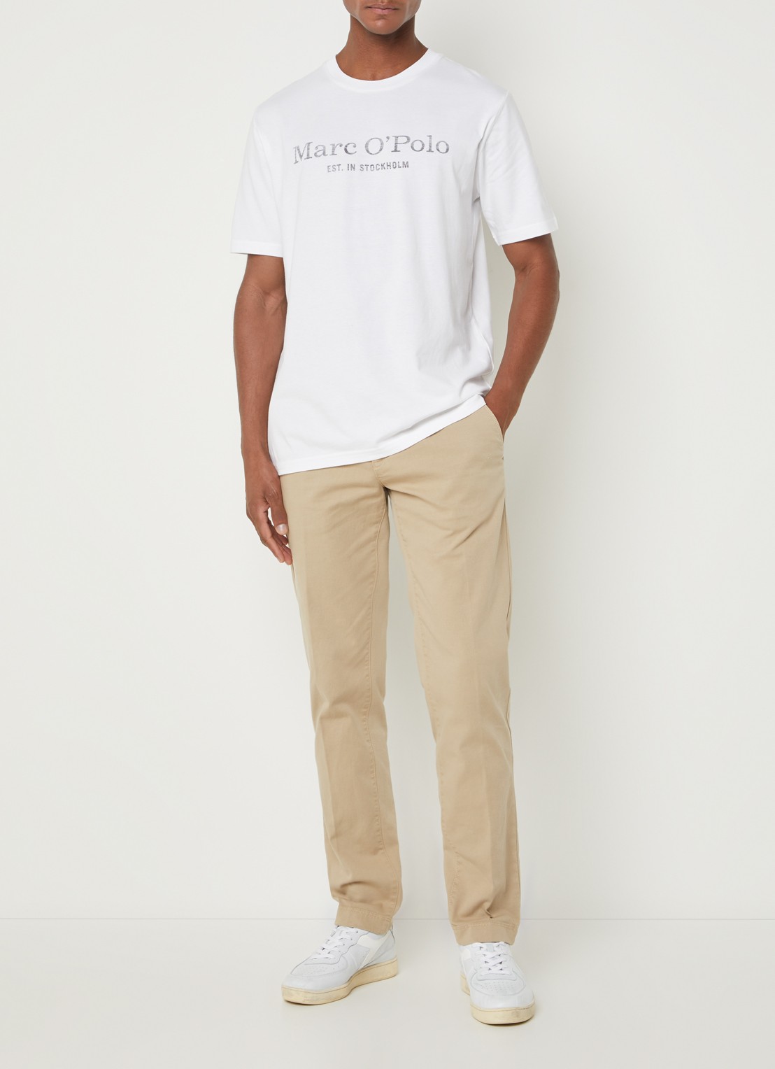 Marc O'Polo T-shirt van  katoen met logo - voorkant 3 wit