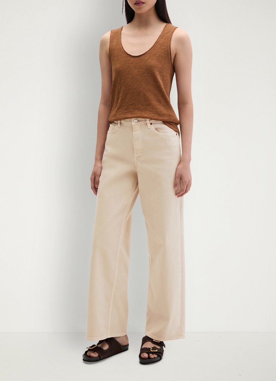 Marc O'Polo Tanktop met ronde hals - voorkant 2 burnt brown-1972 / bruin