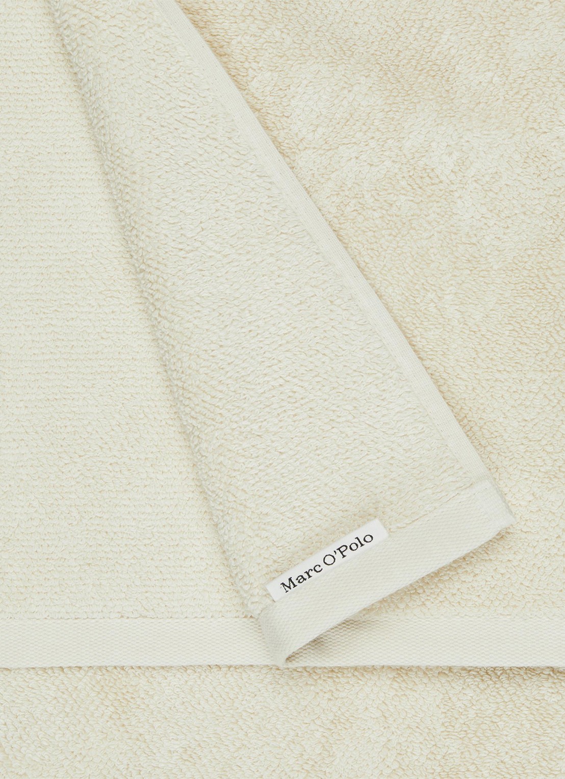 Marc O'Polo Timeless handdoek van  katoen badstof - achterkant 4 gebroken wit