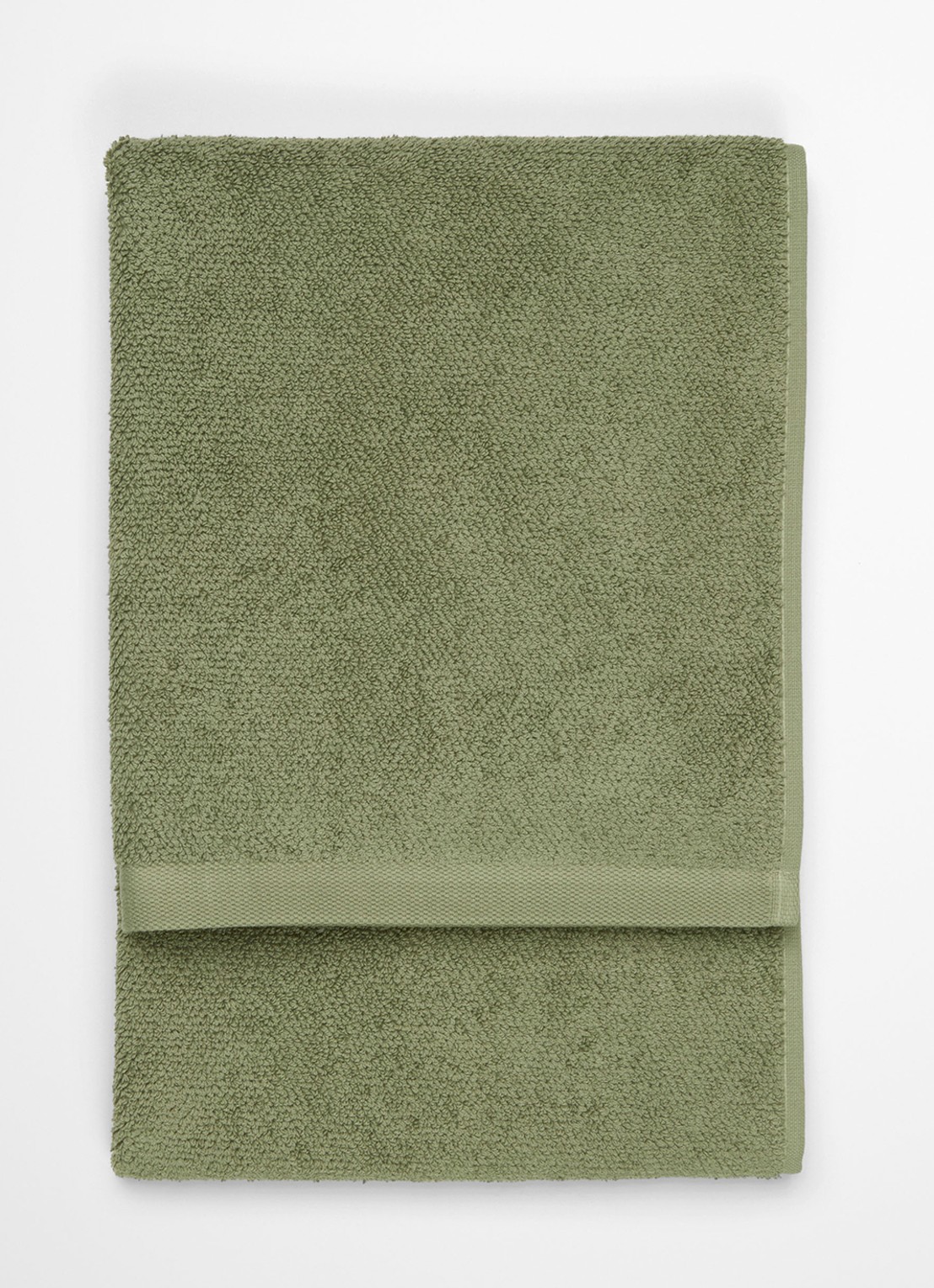 Marc O'Polo Timeless handdoek van  katoen badstof - voorkant 3 olijfgroen