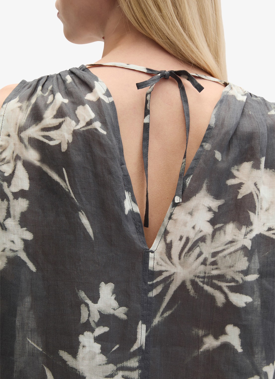 Marc O'Polo Tuniek met print en V-hals - detail 5 dark grey_multi_03-0534 / grijs
