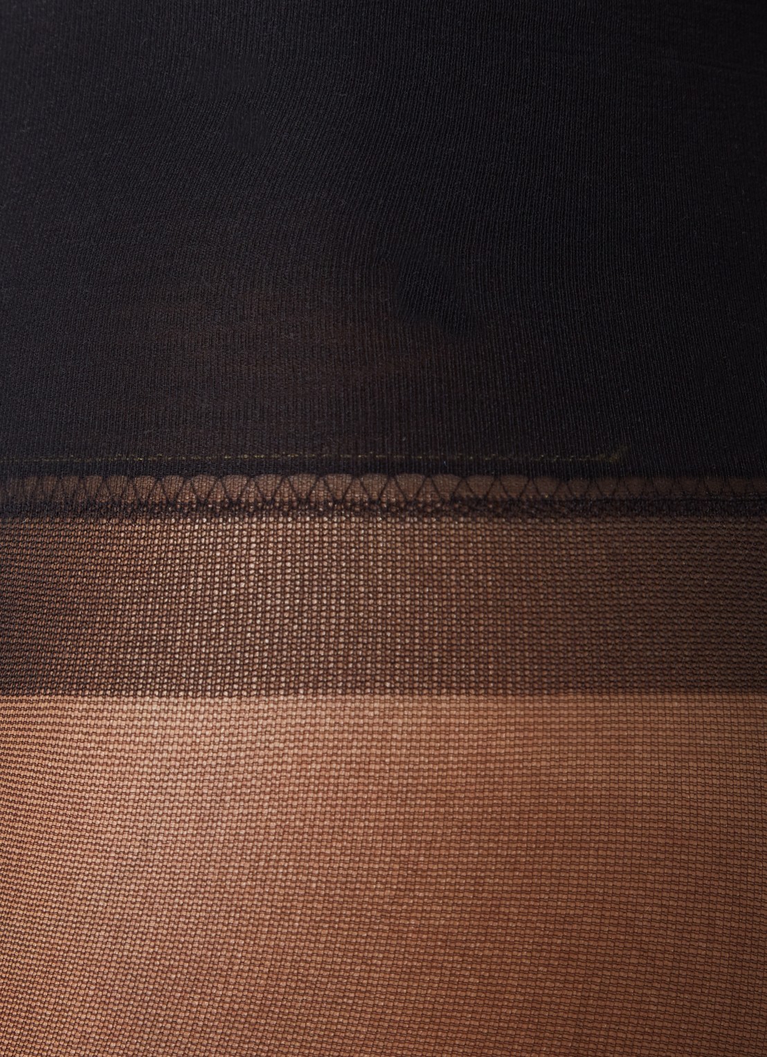 MarcMarcs Comfort panty in 20 denier  - detail 3 zwart