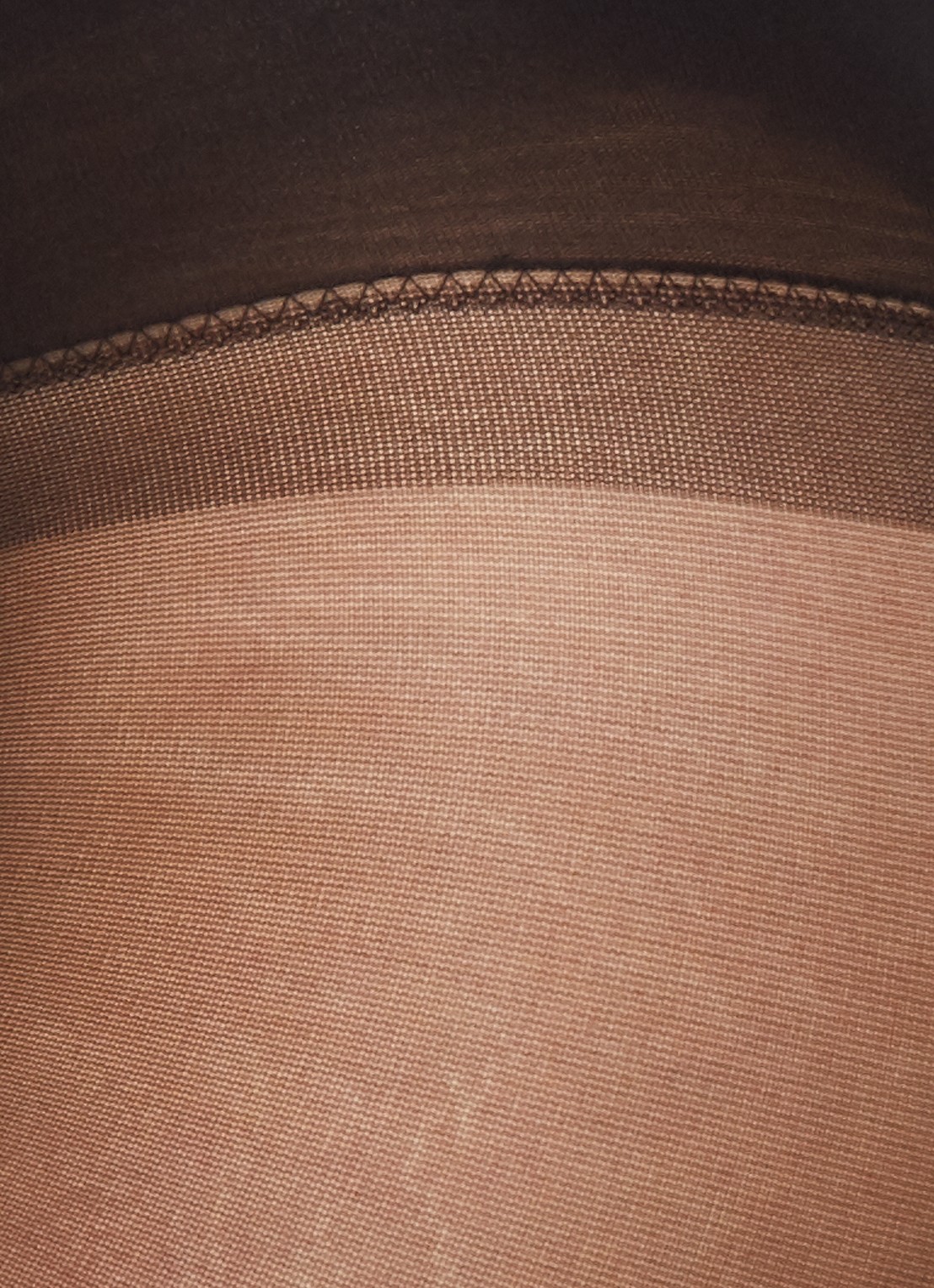 MarcMarcs Comfort panty in 40 denier met zijdeglans - detail zwart