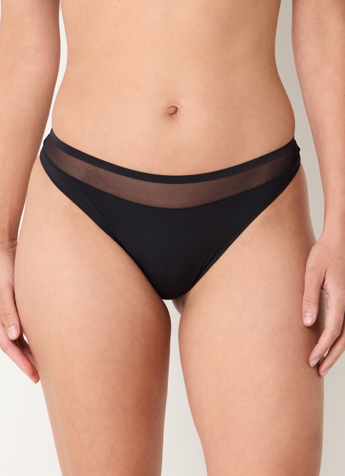 Marie Jo Louie naadloze string met mesh - detail 6 zwart
