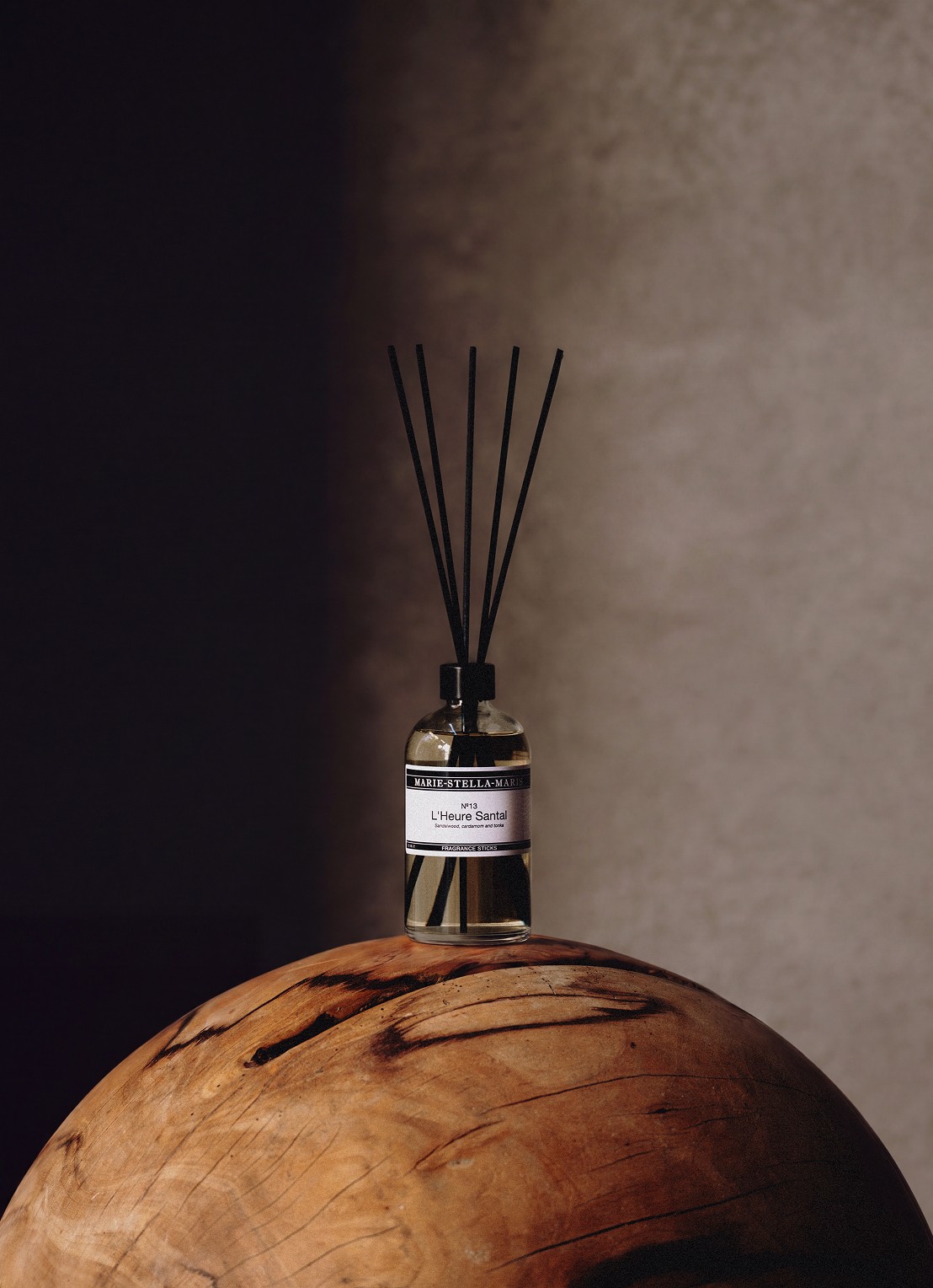 Marie-Stella-Maris L'Heure Santal geurstokjes 250 ml - voorkant 4 transparant
