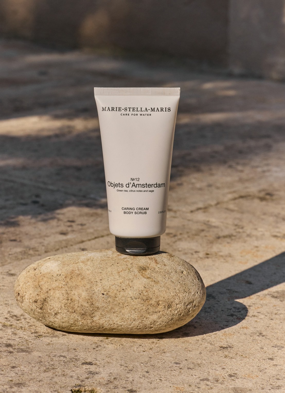 Marie-Stella-Maris No.12 Objets d' Amsterdam bodyscrub 75 ml - voorkant 2 wit