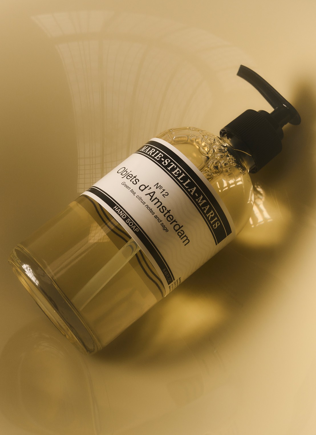 Marie-Stella-Maris No.12 Objets d'Amsterdam handzeep 250 ml - voorkant 4 wit