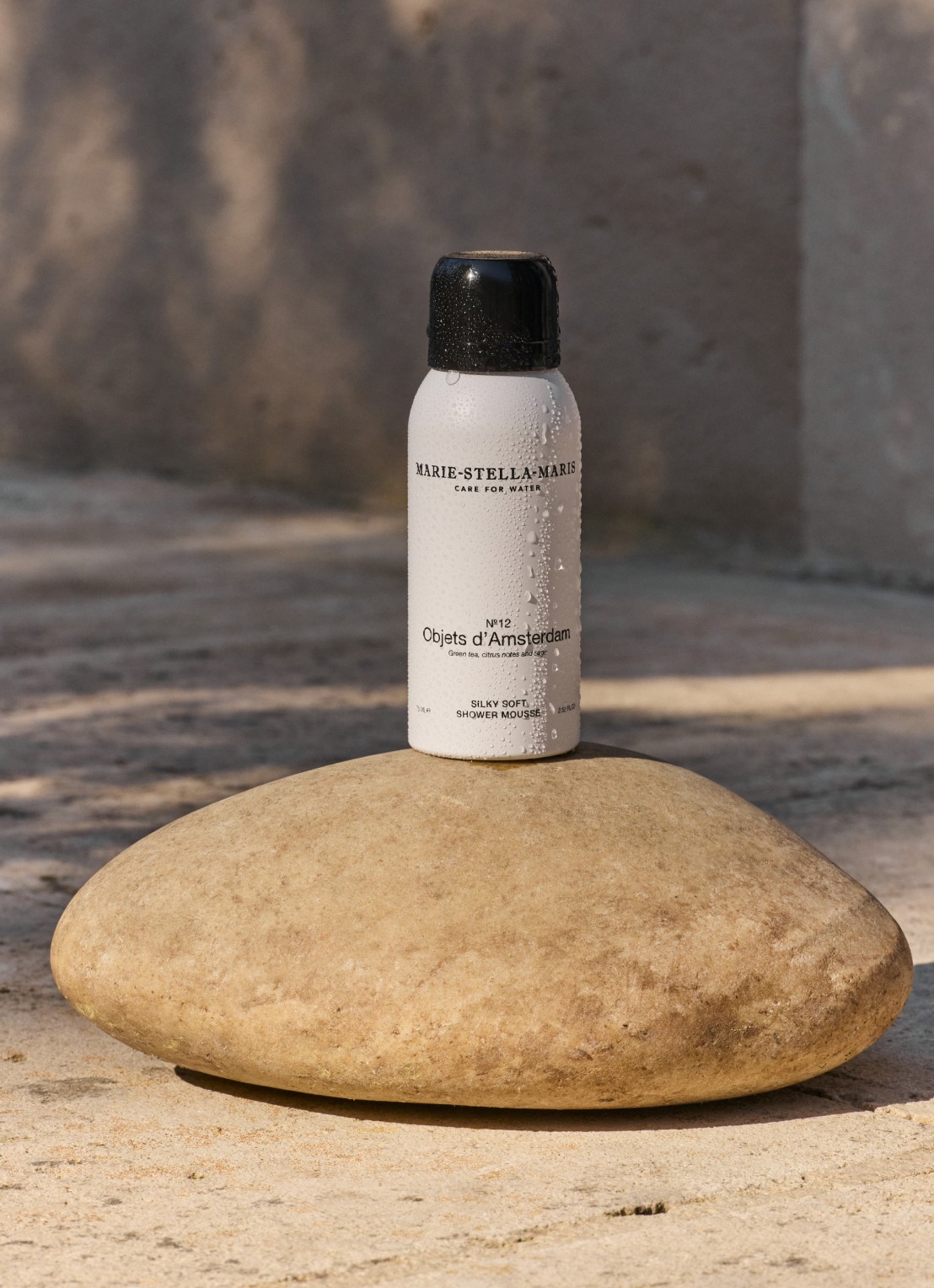 Marie-Stella-Maris No.12 Objets d’Amsterdam Silky Soft Shower Mousse - schuimende douchegel - voorkant 3 transparant