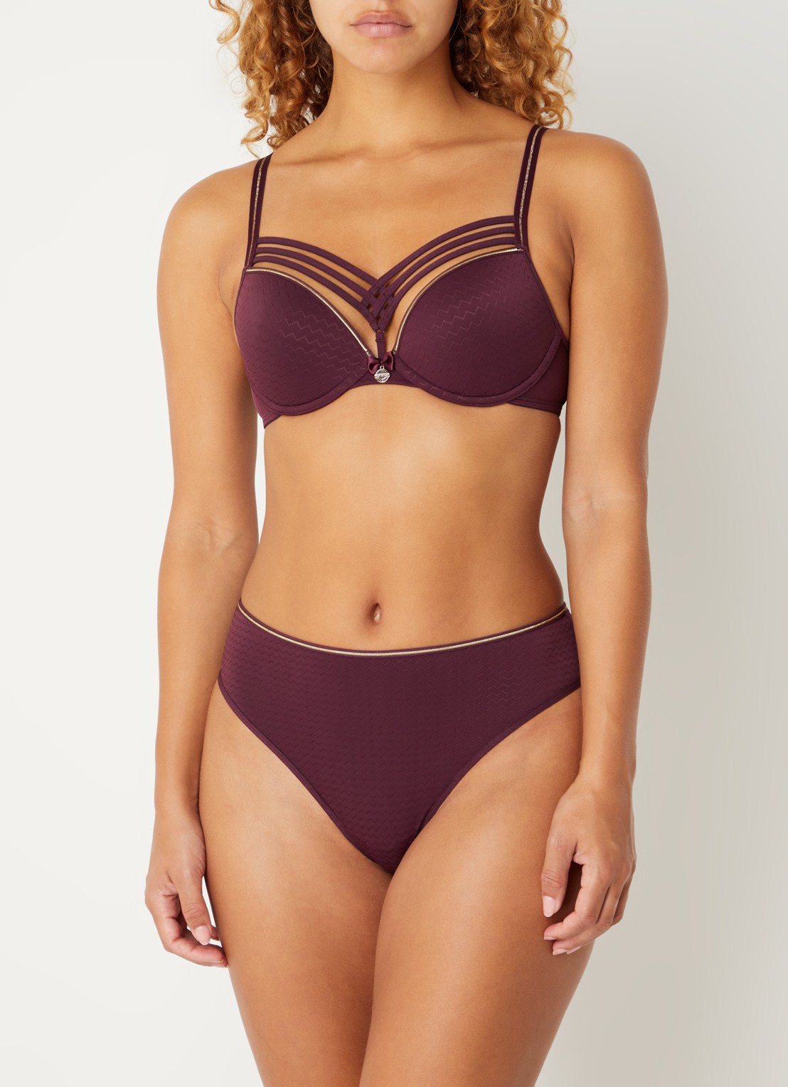 Marlies Dekkers Dame De Paris push-up bh - voorkant 5 bordeauxrood