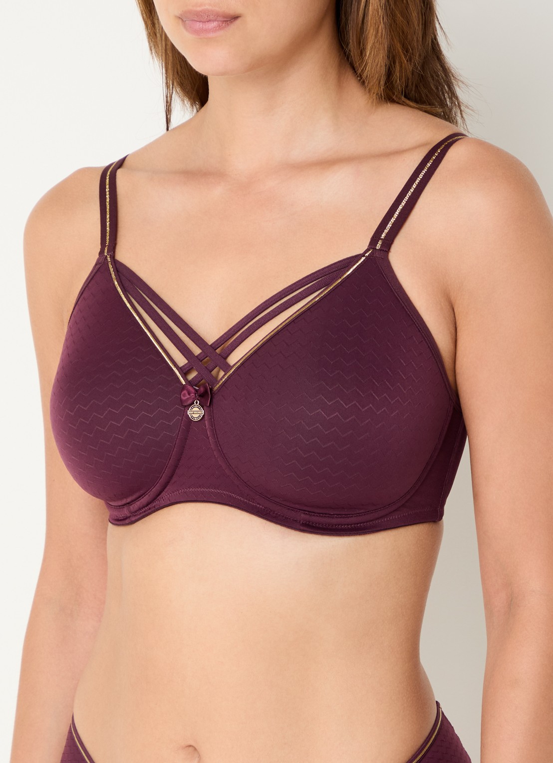 Marlies Dekkers Dame De Paris voorgevormde bh - detail 4 aubergine