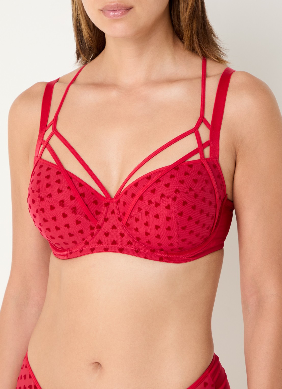 Marlies Dekkers The Art Of Love balconette bh van mesh - detail rood