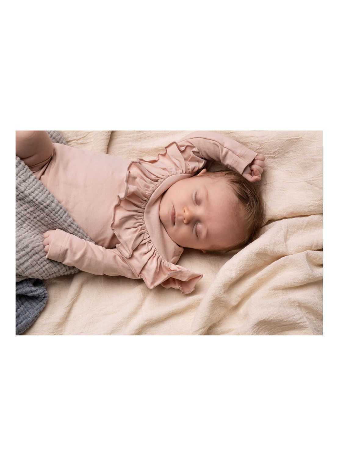 MarMar COPENHAGEN Bibbi romper met volant - detail oudroze